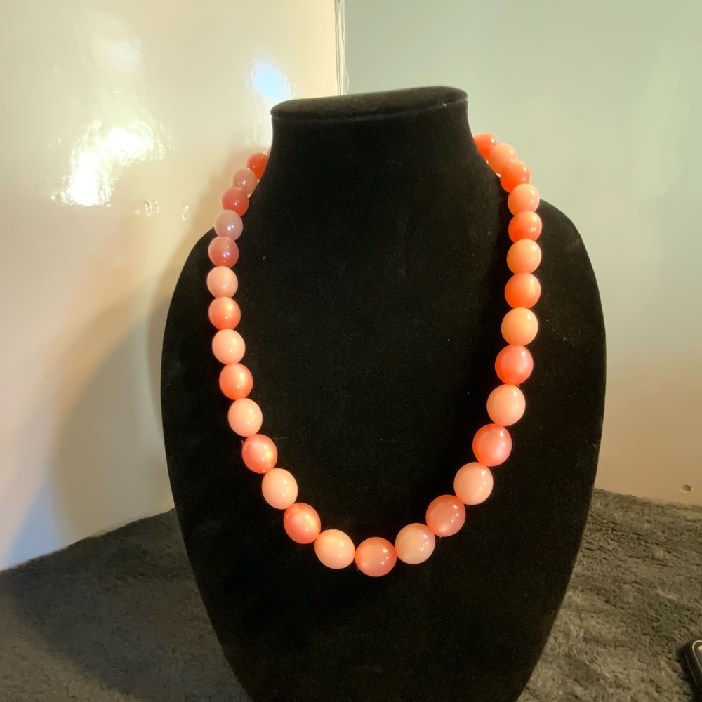 Pearlescent Pink Beaded Necklace